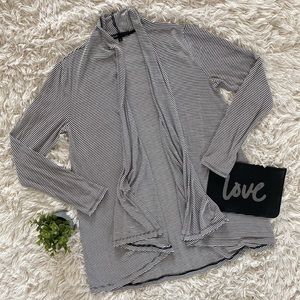 Gibson x Living in Yellow Claire Open Cardigan 💗 Black & White